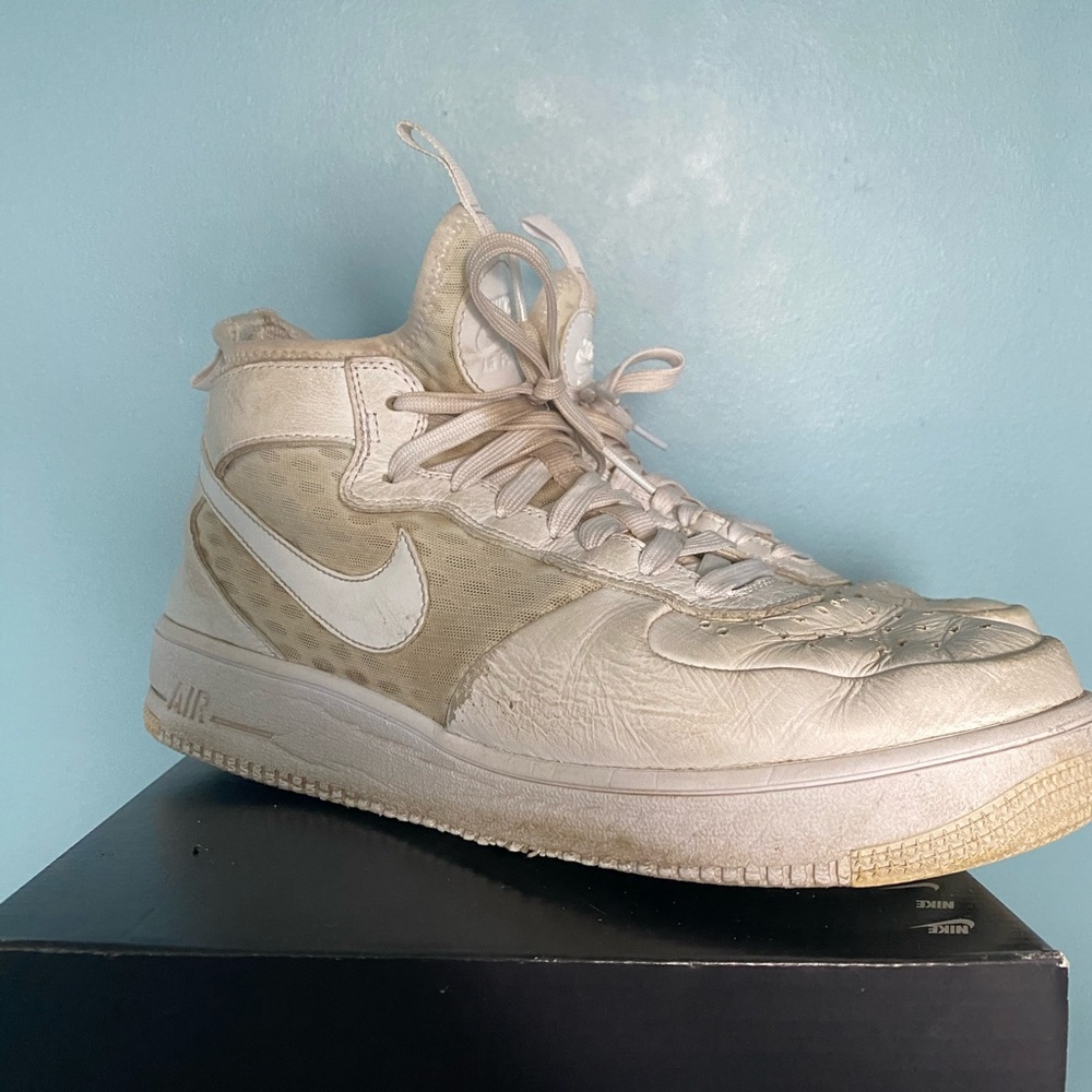 Nike Airforce Ultraforce Mid men shoe size 9